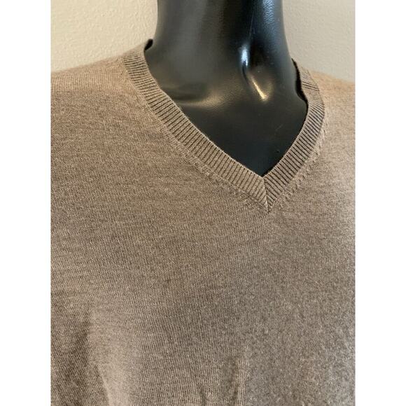 Joseph Abboud Sweater Medium Brown Extra Fine Merino Wool V-Neck Soft Men's - Picture 4 of 9